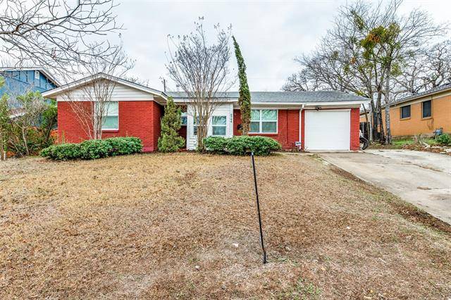 4744 Richard Street, Forest Hill, TX 76119