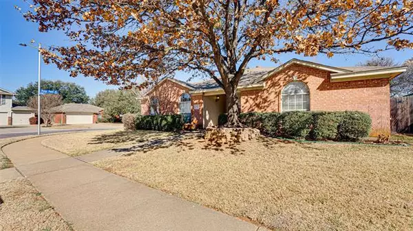 Arlington, TX 76017,6223 Vista Wood Drive