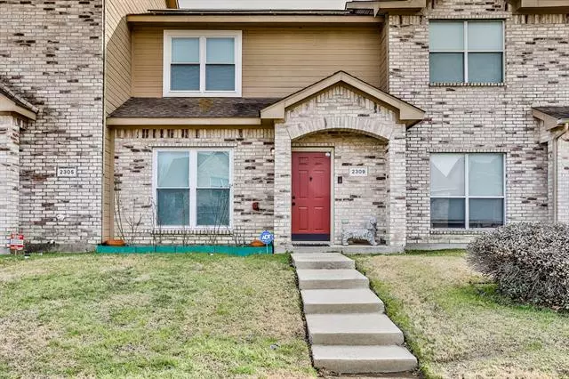 2309 Homewood Lane, Grand Prairie, TX 75050