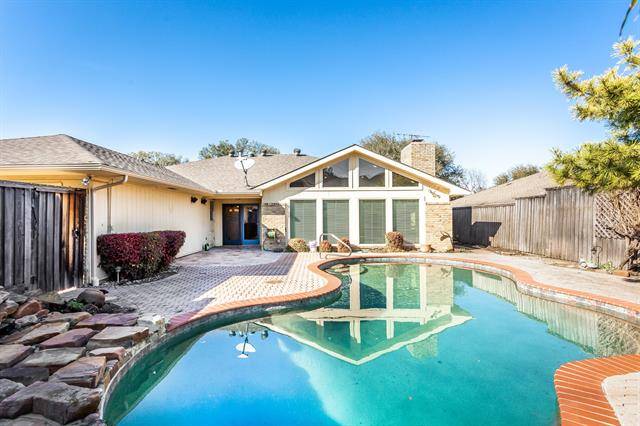 622 Wentworth Drive, Richardson, TX 75081