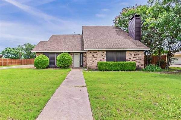 4110 Blossom Drive, Sachse, TX 75048