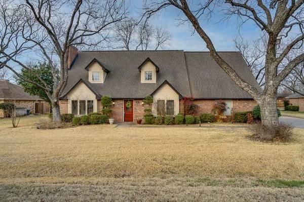 5216 Wedgefield Road, Granbury, TX 76049