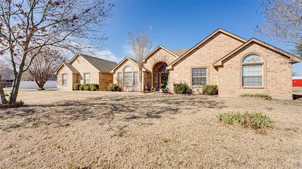 127 Seneca Drive, Waxahachie, TX 75165