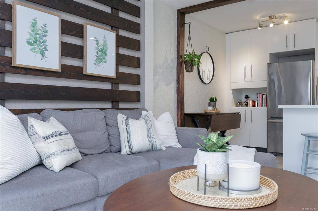 Victoria, BC V8V 3N9,1235 Johnson St #306