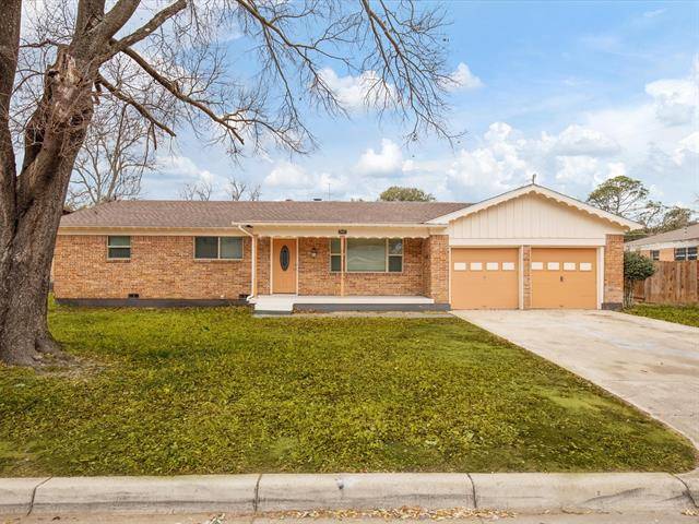 2009 Fairview Street, Fort Worth, TX 76111