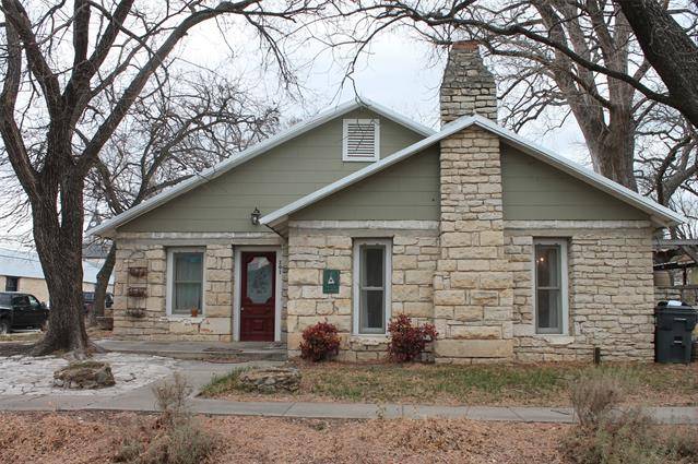 201 Grace Street, Glen Rose, TX 76043