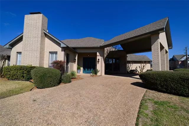 5931 Mapleshade Lane, Dallas, TX 75252