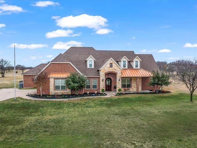 156 Rattling Antler Court, Azle, TX 76020