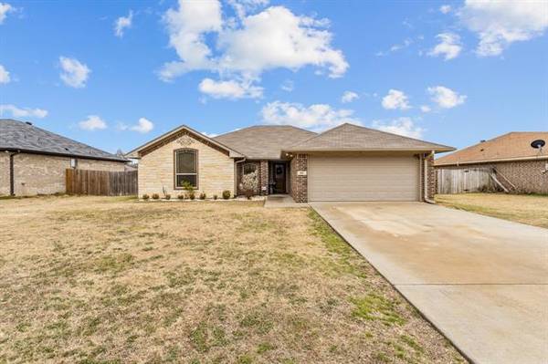 940 Redbud Lane, Bullard, TX 75757