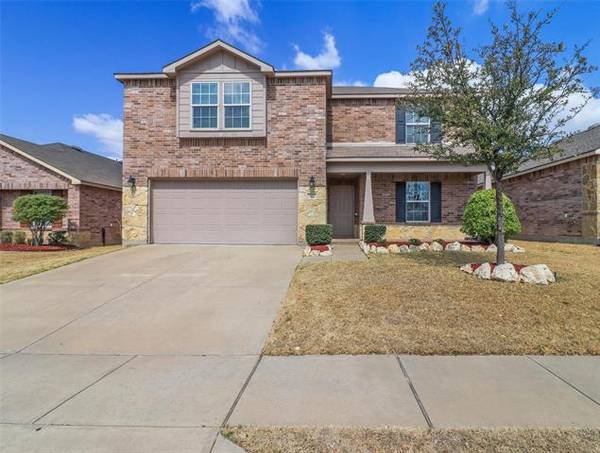 7557 Berrenda Drive, Fort Worth, TX 76131