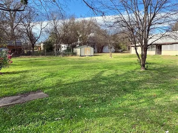 Cooper, TX 75432,950 E Marshall Avenue