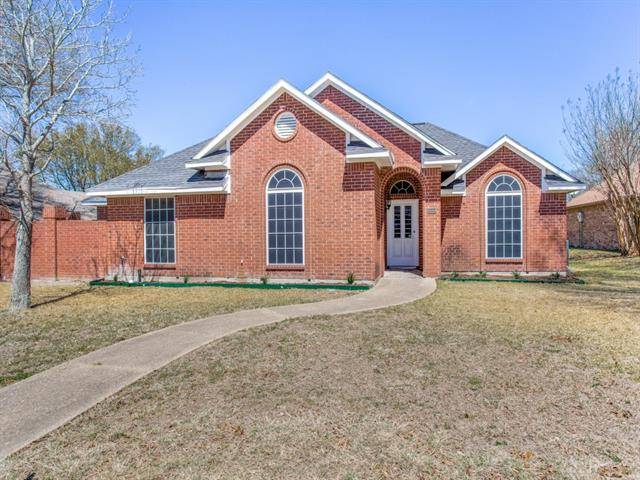 429 The Meadows Parkway, Desoto, TX 75115