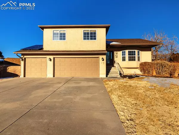 17 San Marino CT, Pueblo West, CO 81005