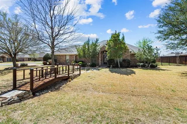 2301 Portsmouth Court, Crowley, TX 76036