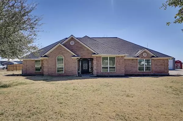 2701 Longhorn Trail, Crowley, TX 76036