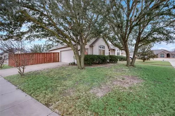 Benbrook, TX 76126,10701 Greenview Court