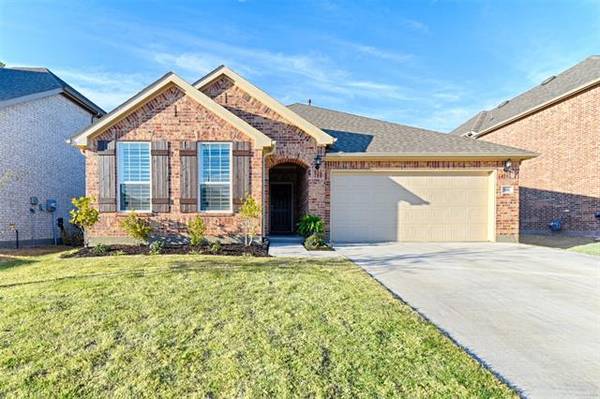 816 Sweeping Butte Drive, Fort Worth, TX 76052