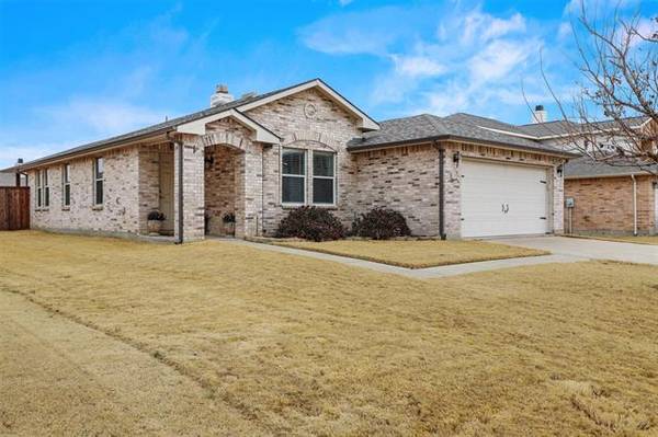 1729 Canyon Oaks Drive, Little Elm, TX 75068