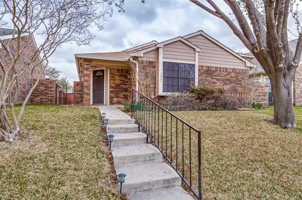 1925 Cheyenne Drive, Carrollton, TX 75010