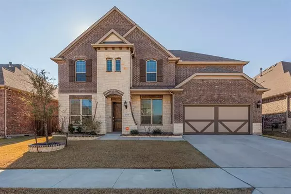 1729 Bellinger Drive, Fort Worth, TX 76052