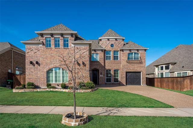 829 Southern Hills Way, Aubrey, TX 76227