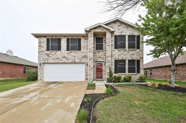 817 Wild Prairie Drive, Arlington, TX 76002