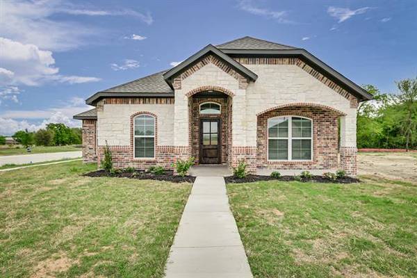 101 Randal Row, Corsicana, TX 75110