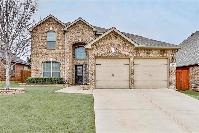 2553 Flowing Springs Drive, Fort Worth, TX 76177