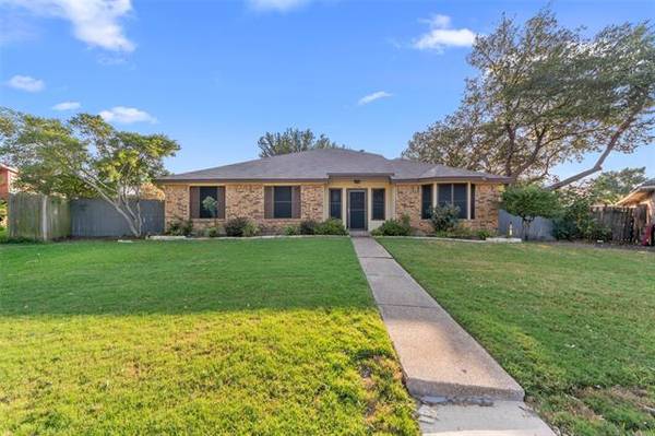 2708 Brushwood Lane, Mesquite, TX 75150