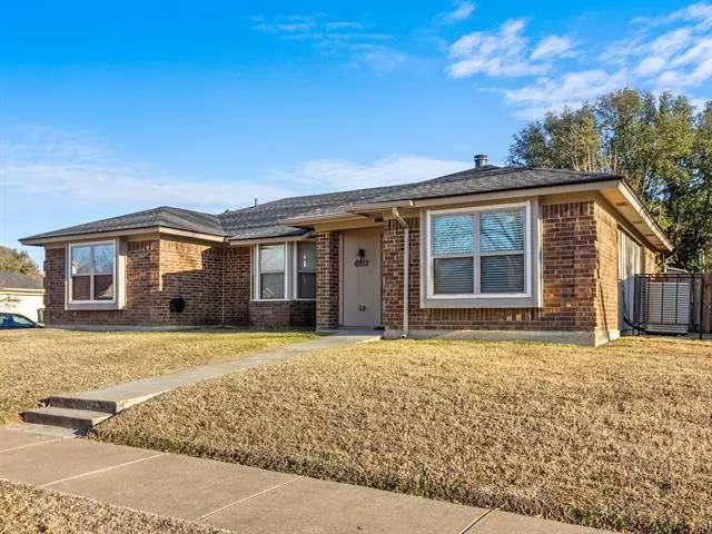 6212 Prairie Court, Watauga, TX 76148