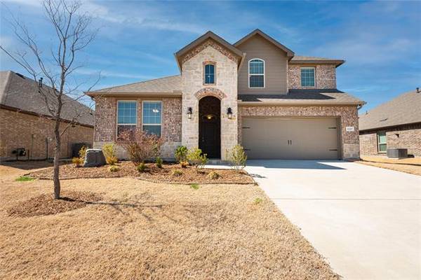 11317 Culberson Drive, Aubrey, TX 76227