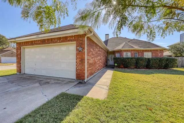 11901 Rhulen Court, Fort Worth, TX 76008