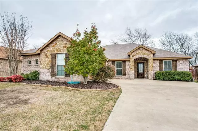 123 Windermere Street, Waxahachie, TX 75165