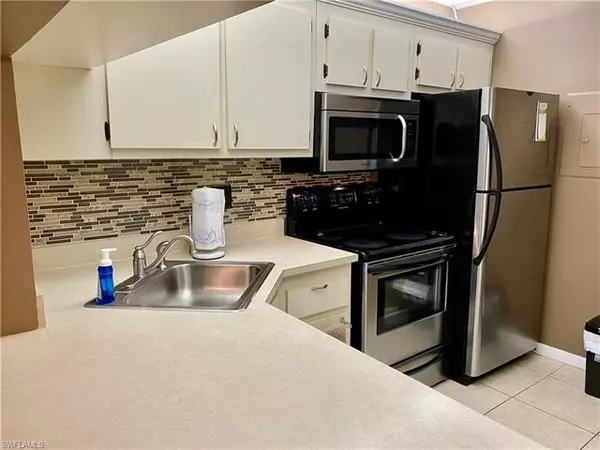 Fort Myers, FL 33905,9930 Sailview CT #2