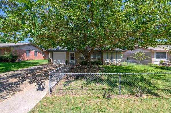 701 Pershing Drive, Denton, TX 76209