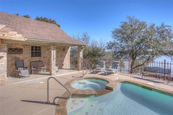 96 Long Drive, Palo Pinto, TX 76484