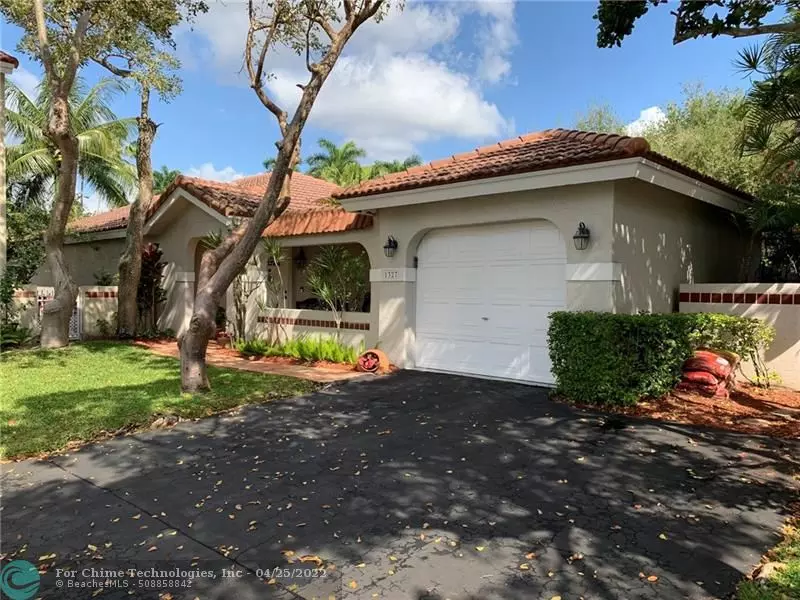 1327 Seagrape Cir, Weston, FL 33326