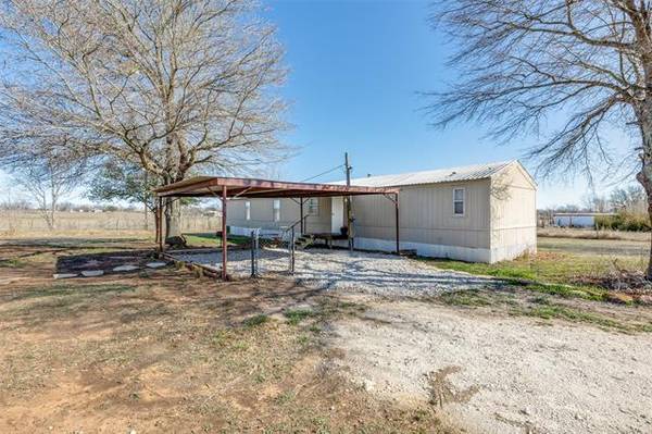 6260 Hill Court, Rio Vista, TX 76093