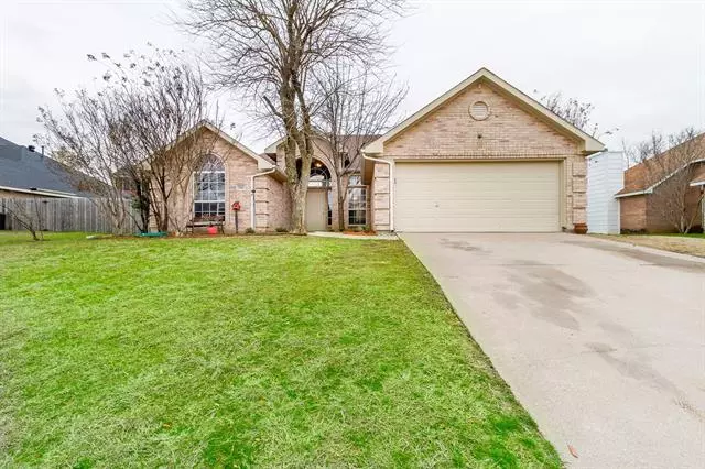 1142 Starling Circle, Midlothian, TX 76065