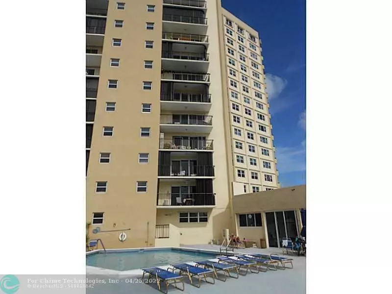 1200 Hibiscus Ave  #203, Pompano Beach, FL 33062