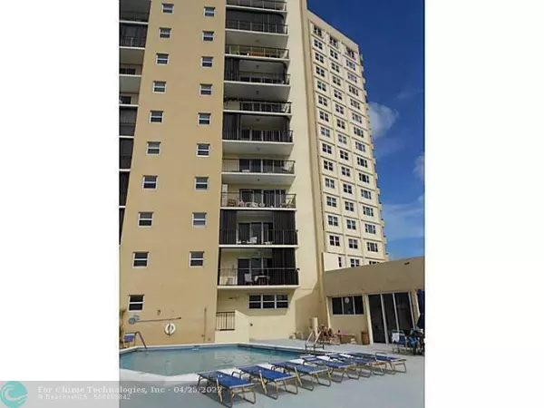 1200 Hibiscus Ave  #203, Pompano Beach, FL 33062