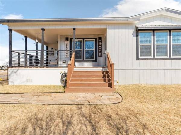 8501 County Road 1206, Rio Vista, TX 76093