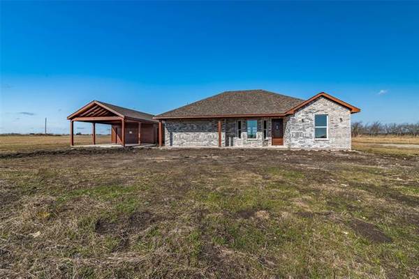 5812 County Rd 1093, Celeste, TX 75423