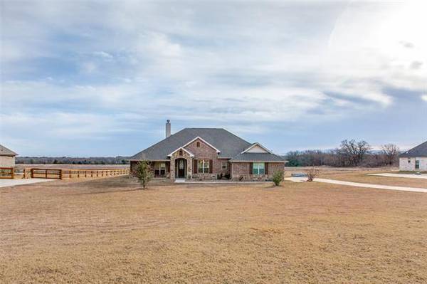 8330 Old Springtown Road, Springtown, TX 76082