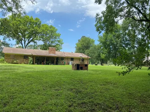 Haughton, LA 71037,245 Cane Bend Drive