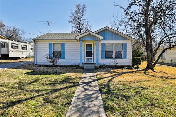 1504 Wayne Street, Denton, TX 76209