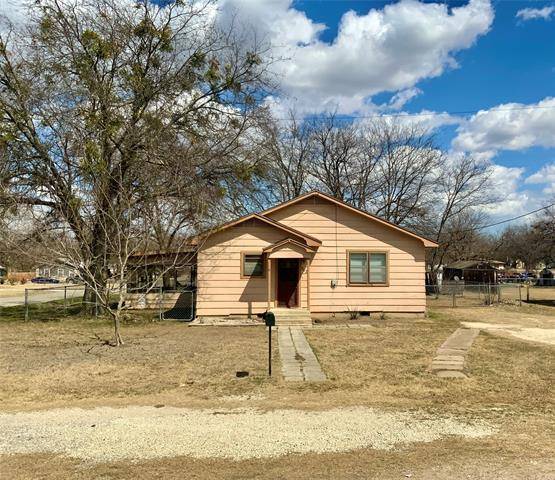 302 South Avenue N, Clifton, TX 76634