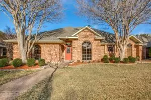 Garland, TX 75044,2106 Diamond Oaks Drive