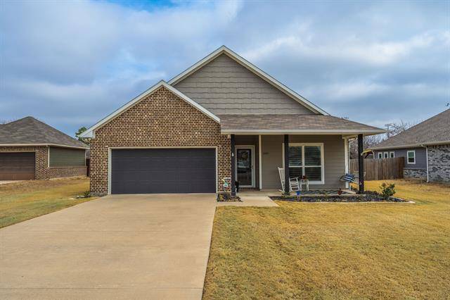 309 E Huffman Street, Krum, TX 76249