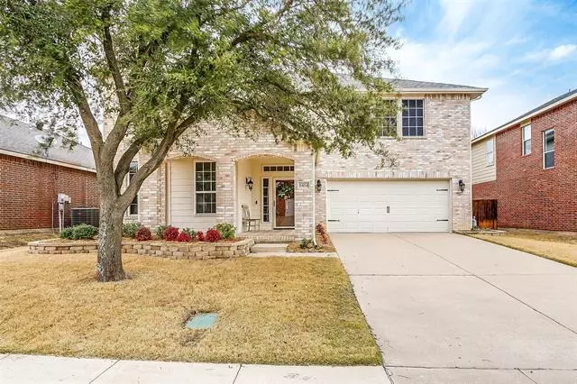 8454 Fern Lake Court, Fort Worth, TX 76137